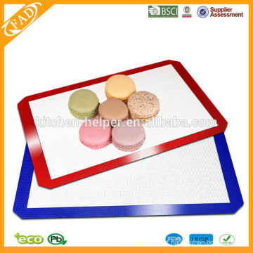 Shenzhen fabricante profissional Eco-friendly Food Grade Resistente ao calor antiaderente Fiberglass Silicone Baking Mat Set 2